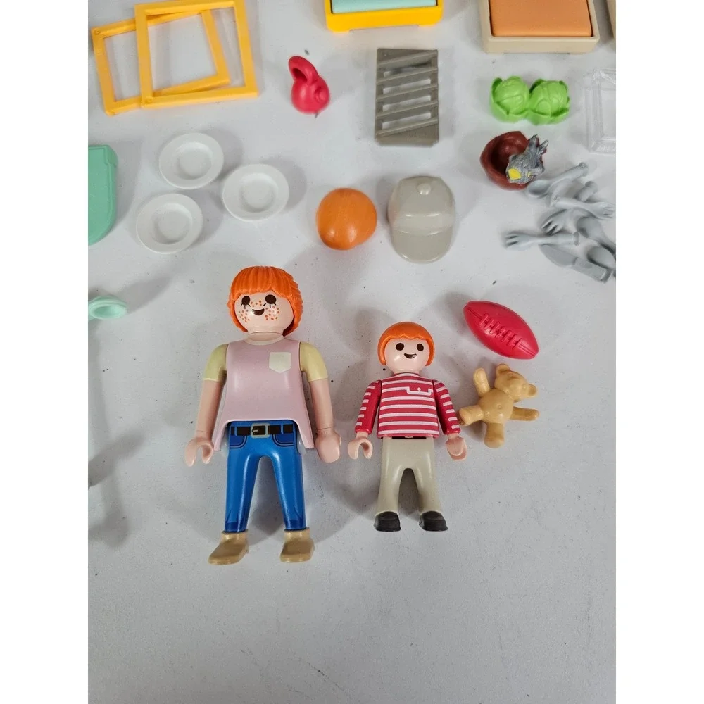 Playmobil City My Life School Hospital Accessories Lot Figures Chairs Kitchen